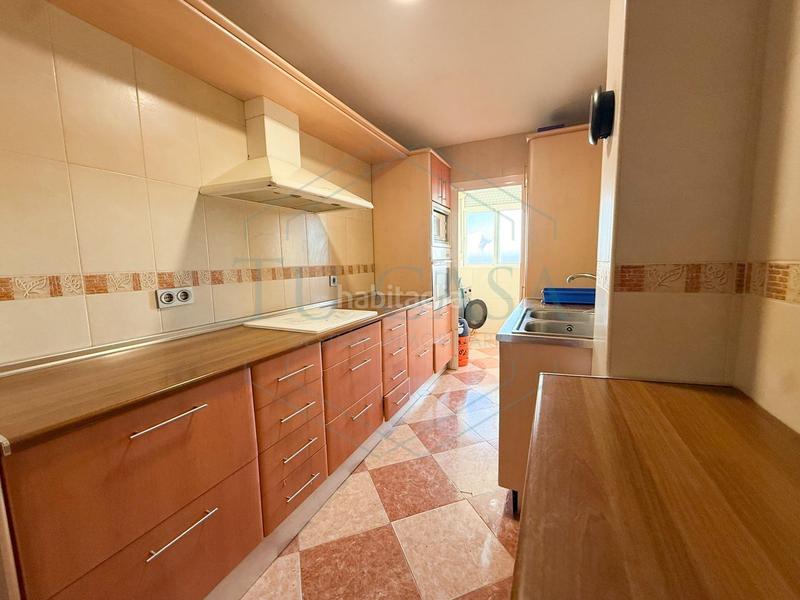 Foto 5ecf0f74-78ad-412f-aa5a-8d2db1563171. Flat in La Banda - Campo de Fútbol Chiclana de la Frontera