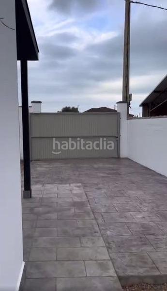 Foto 032318d7-ae18-4b34-a4c4-7f00f8af5f31. Chalet mit parking pool in Los Franceses - La Vega Chiclana de la Frontera