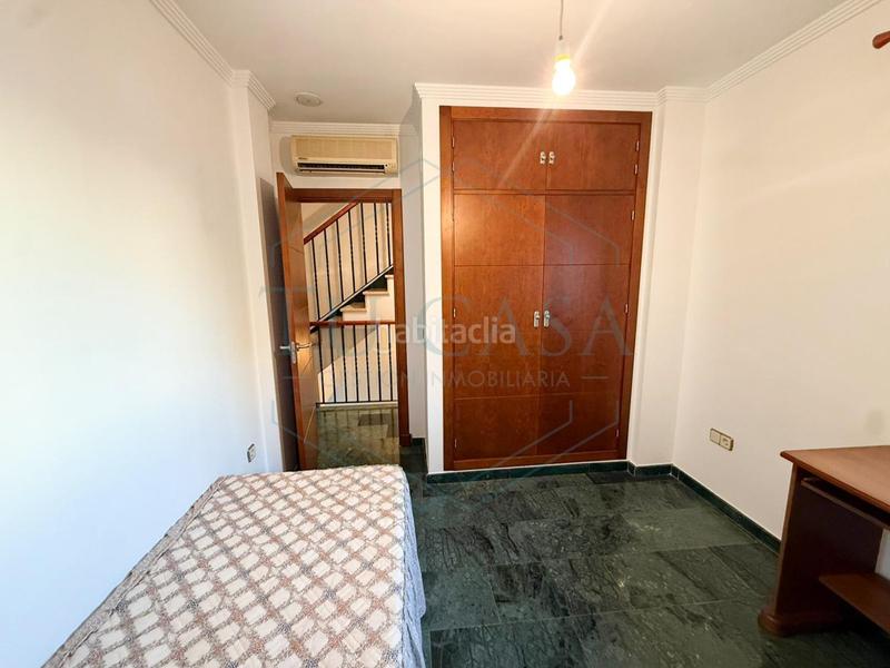 Foto 043cf837-e2d1-4ea1-b1a9-746ea7906aba. Casa a schiera con parcheggio in Núcleo urbano Chiclana de la Frontera