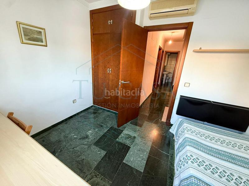 Foto 945d5837-919a-4489-97c5-a0628cb021d1. Casa a schiera con parcheggio in Núcleo urbano Chiclana de la Frontera