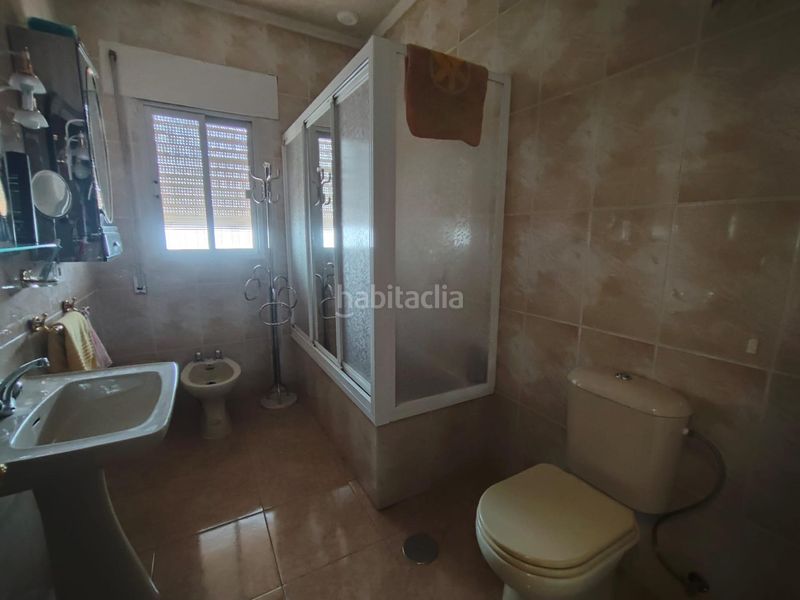 Foto 3185c76b-67bc-48c0-98ff-d9667bdd16e8. Casa amb aparcament a Núcleo urbano Chiclana de la Frontera
