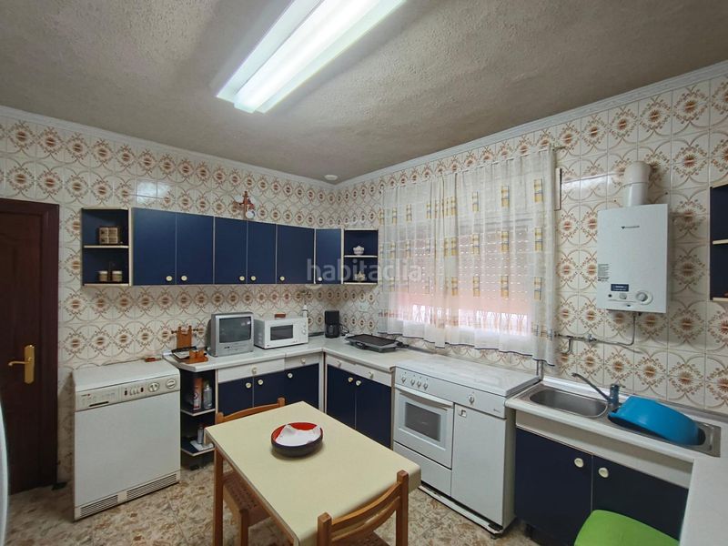 Foto 8baffdd6-4100-4854-b1e7-c8fd83293ac4. Casa amb aparcament a Núcleo urbano Chiclana de la Frontera