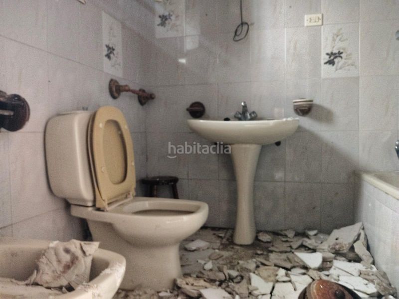 Foto ed76c60a-cd2f-425e-b48d-b8497e07bca9. Casa a La Banda - Campo de Fútbol Chiclana de la Frontera