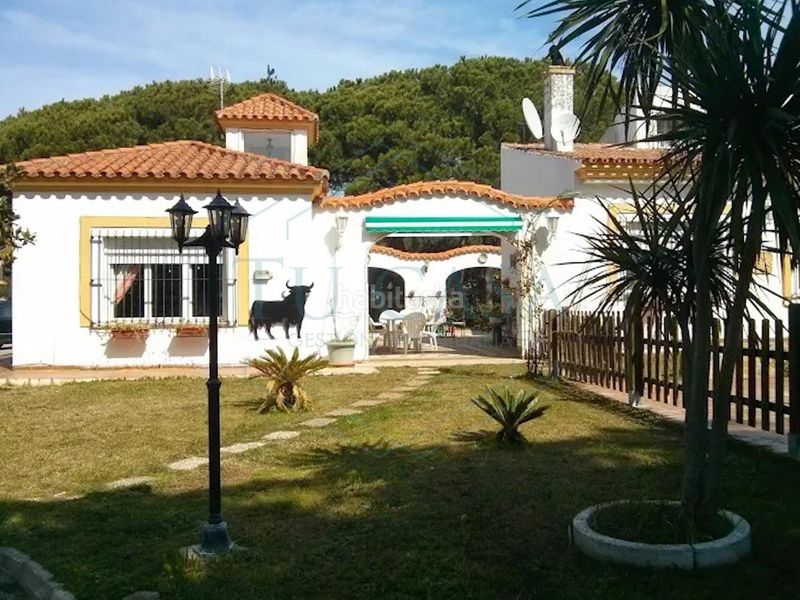 Foto 564ef541-b6d2-4475-9918-a811ab4ab827. Xalet amb calefacció aparcament piscina a Los Franceses - La Vega Chiclana de la Frontera