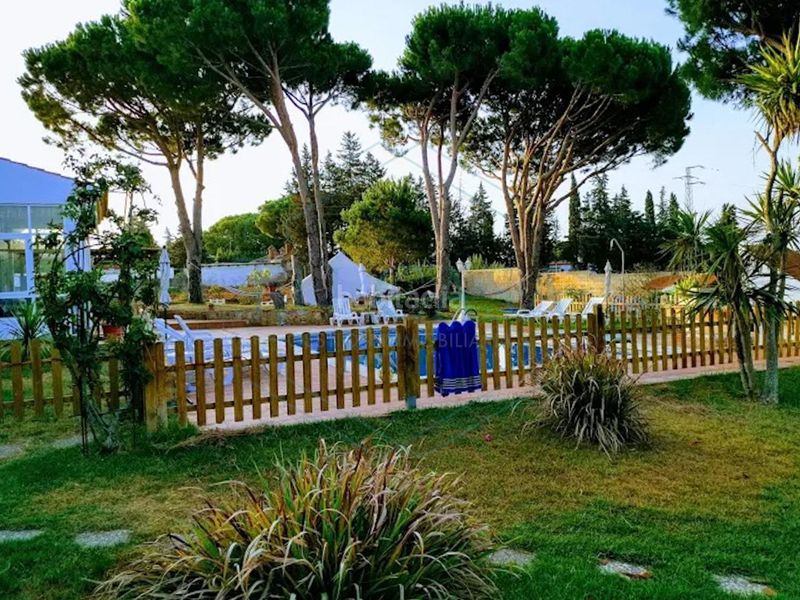 Foto b4d89e38-eff2-435e-bd46-b699d0028ba7. Xalet amb calefacció aparcament piscina a Los Franceses - La Vega Chiclana de la Frontera