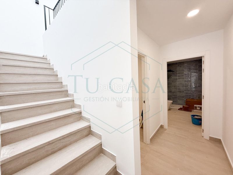 Foto 4dd8e031-e7cc-4509-b11c-af6a76f9a115. Casa adossada a Núcleo urbano Chiclana de la Frontera