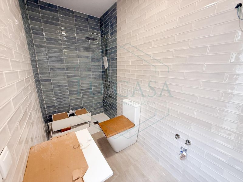 Foto a14bd520-8f30-426b-9f80-41d96c5bad14. Casa adossada a Núcleo urbano Chiclana de la Frontera