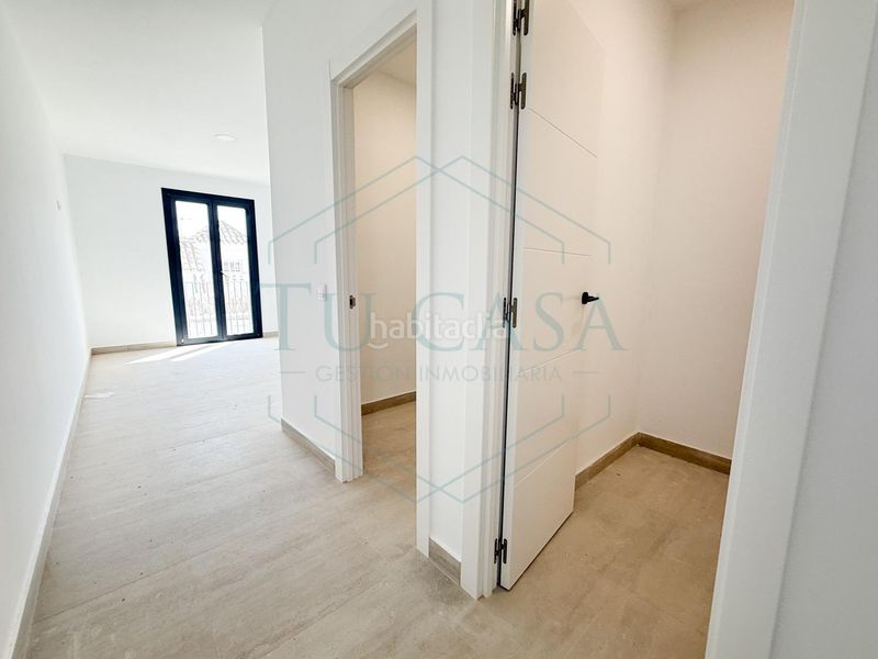 Foto e5fee36b-c778-48ea-9322-701de33c6e6f. Casa adossada a Núcleo urbano Chiclana de la Frontera