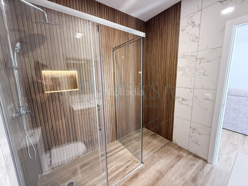 Foto dcef8b77-6934-47b9-bff6-77d66ba3e89d. Rent apartment with parking in Las Lagunas - Campano Chiclana de la Frontera
