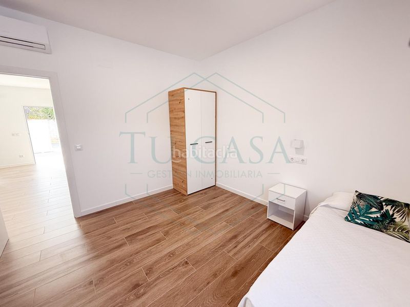 Foto 380225f0-6eb0-43da-99d7-1a2d180d0a49. Rent apartment with parking in Las Lagunas - Campano Chiclana de la Frontera