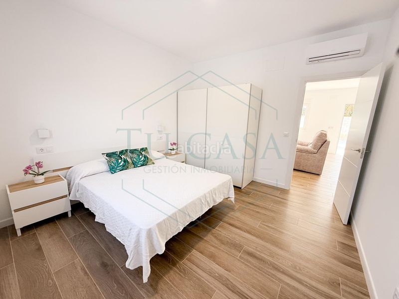 Foto f5c331dc-027e-4d6c-a911-147da4b544f7. Rent apartment with parking in Las Lagunas - Campano Chiclana de la Frontera