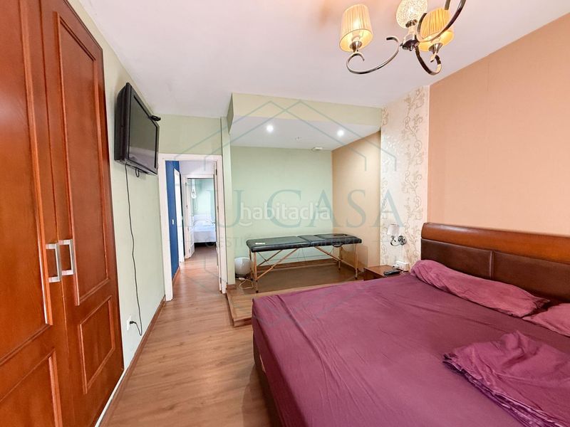 Foto 14f7c54b-32b0-4797-beac-ef227e345a30. Casa amb calefacció aparcament piscina a Las Canteras Puerto Real