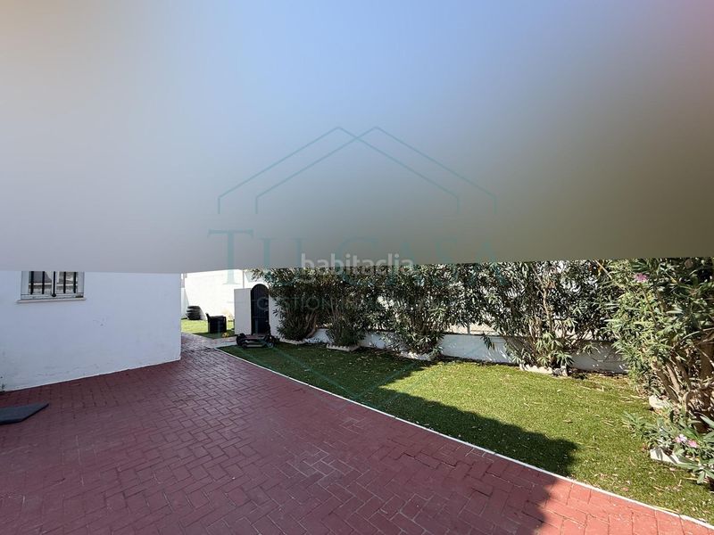 Foto 88c990bf-b78c-4ff0-893c-bcbc1f279743. Casa amb calefacció aparcament piscina a Las Canteras Puerto Real
