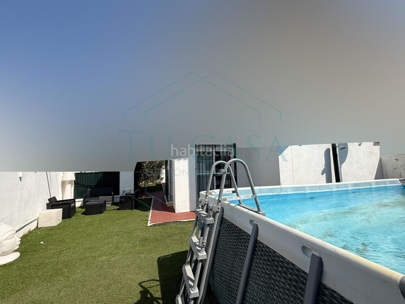 Foto 978990e5-dad6-4718-8589-ed1f7701d50a. Casa amb calefacció aparcament piscina a Las Canteras Puerto Real