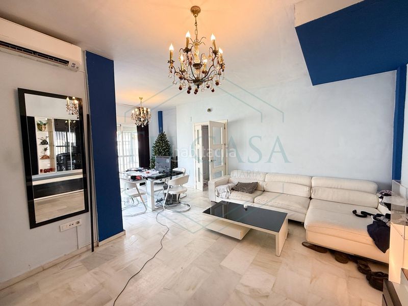 Foto e0d1ceba-8e7b-4dcf-9265-0b2a360f6db2. Casa amb calefacció aparcament piscina a Las Canteras Puerto Real