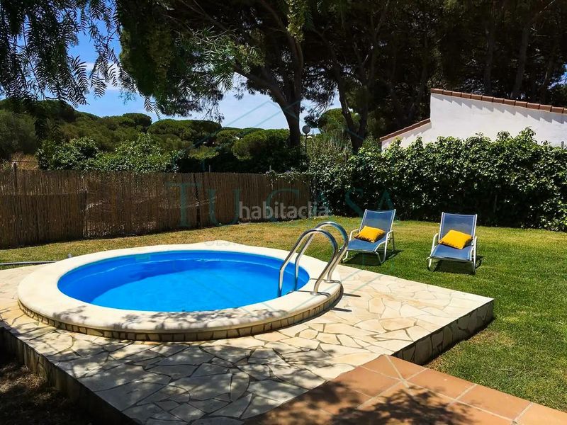 Foto c2c6a0b9-5a53-44af-8dd7-7a4de5603477. Affitto chalet con parcheggio piscina in Los Gallos Chiclana de la Frontera