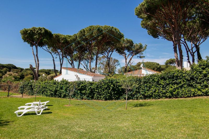 Foto ce050773-406a-4086-a0af-d83e0b8d6471. Miete chalet mit parking pool in Los Gallos Chiclana de la Frontera