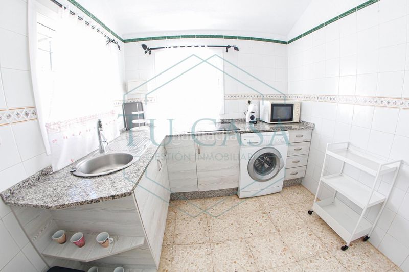 Foto f98e9b82-93dd-4108-92be-483d0ba16664. Miete chalet mit parking pool in Los Gallos Chiclana de la Frontera