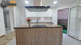 Appartement à Benetússer. Se vende piso reformado en benetuser