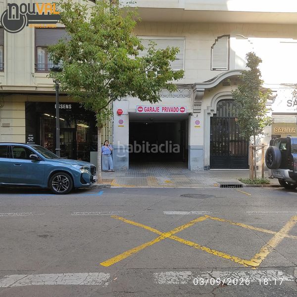Foto ec57e190-0183-4c5e-a1eb-2fac5487b05a. Parking voiture dans Gran Via Valencia