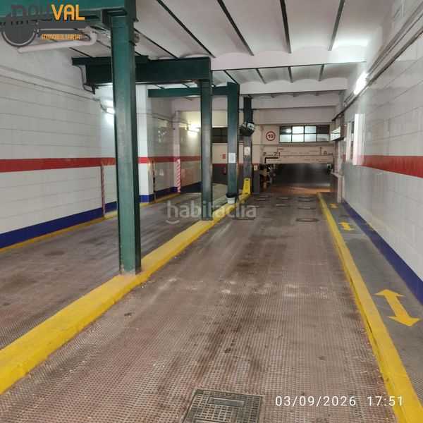 Foto 497b2cf1-f4f3-476b-8317-f7598519cdc2. Parking voiture dans Russafa Valencia