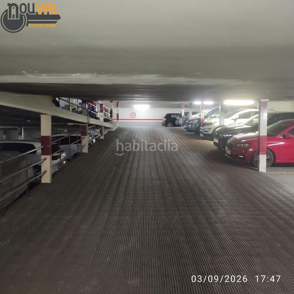 Foto 7cadd195-b991-4d6e-b8e5-58469c32a748. Parking voiture dans Russafa Valencia