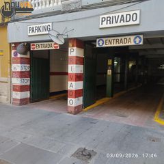 Parking voiture à Russafa