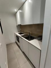 Affitto Monolocale in La Miranda-Can Candeler. Acogedor estudio con patio interior