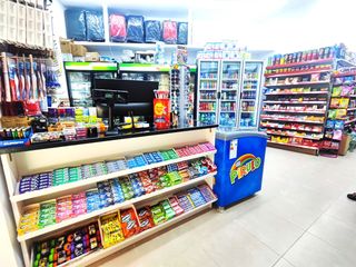 Umzug Gesch�ftsraum in Carrer de sant pau 28. Local con licencia alimentaci�n
