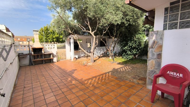 Foto 0c147cd5-5ab4-4ac0-8986-9d9f528f1f37. Casa a schiera in calle jaime i 30 in Pinseque