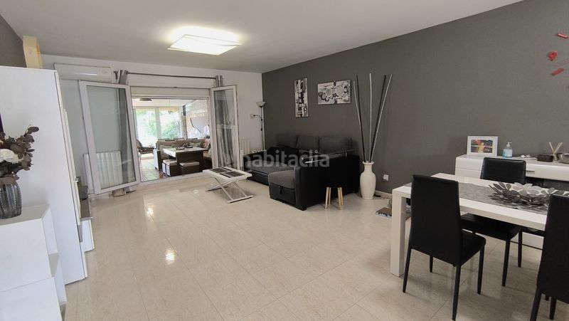 Foto 833ef295-f35b-4358-930c-ebfb98919ae1. Casa a schiera in calle jaime i 30 in Pinseque
