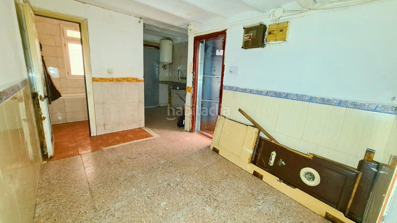 Foto e59a7d6f-605d-4833-87de-68cd29c51123. Piso en Raval Barcelona