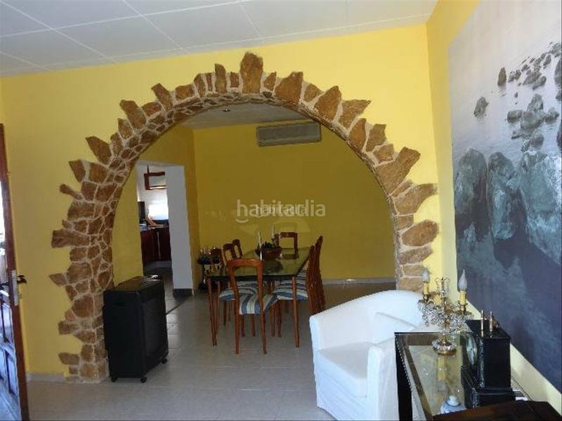 Foto 2b32982d-c809-48c4-9785-d565fc5f3e65. Casa adossada amb calefacció piscina a Pals