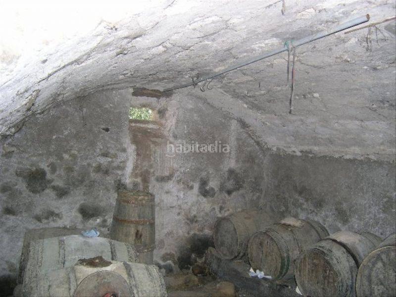 Foto c5ae44da-1c6b-45b9-bf7b-88df54cfb766. Masía baix emporda la bisbal demporda en Bisbal d´Empordà (La)