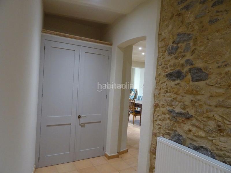 Foto 21d9aadd-caa0-4960-892e-47537492030a. Masía casa de piedra restaurada, patio y piscina , a pocos metros del centro. en Palafrugell