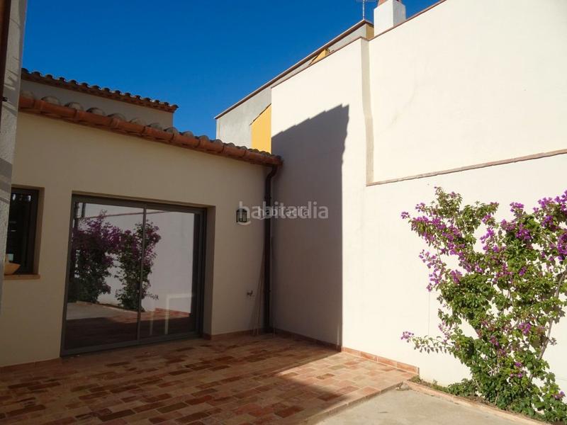 Foto 6d89de39-3950-42c6-9c8c-eb255560e9bc. Masía casa de piedra restaurada, patio y piscina , a pocos metros del centro. en Palafrugell