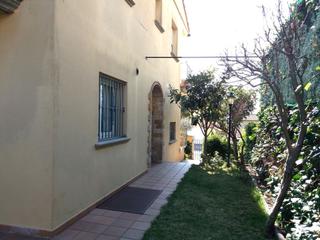 Casa a Molí de Vent-La Sauleda. Casa con jardin privado, zona residencial a pocos metros del cen