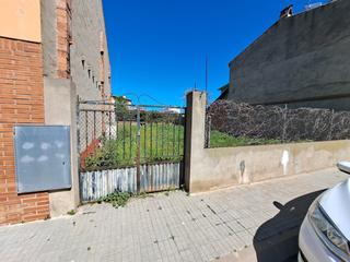 Terreny residencial a Mont-ras. Parcela edificable 200 m2