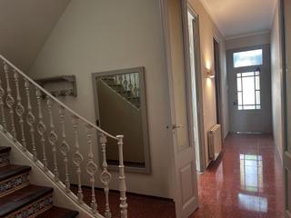 Masia a Centre. Casa estilo modernista muy céntrica