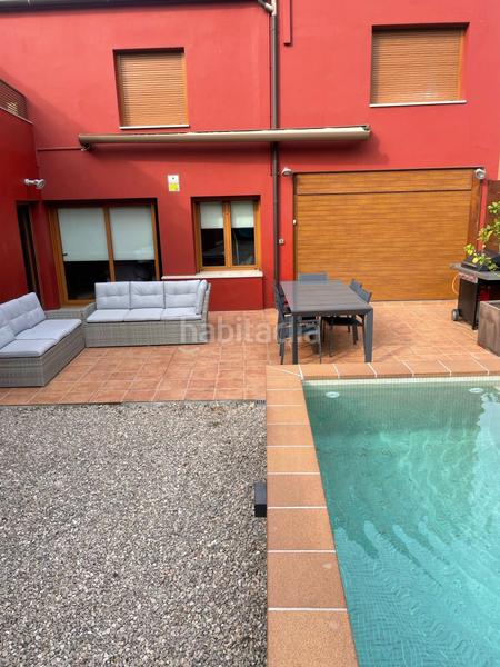 Foto afdf3a90-7fe2-4b49-bfa9-84c75cd617b5. Masia amb calefacció aparcament a Forallac