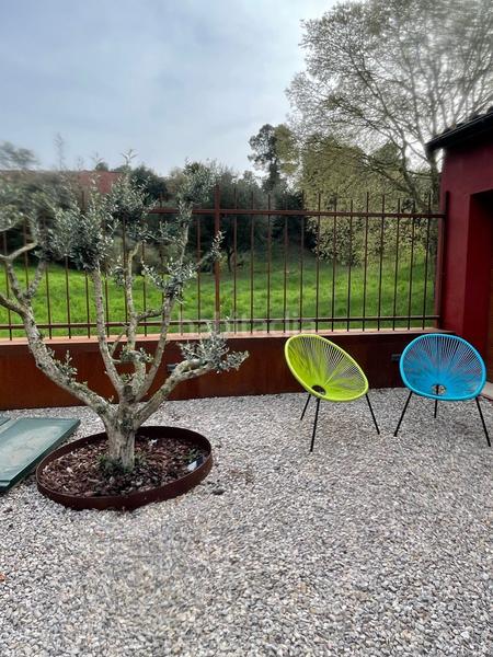 Foto b76bb53b-335c-4bee-b3d6-095c5d20aba0. Masia amb calefacció aparcament a Forallac