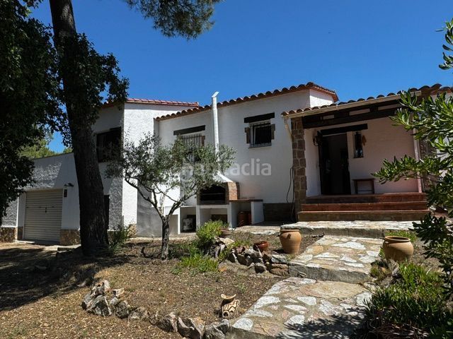 Foto 09a60ca3-a784-44d8-998d-56ba218fbe40. Casa  individual con gran terreno y parcela edificable. en Begur