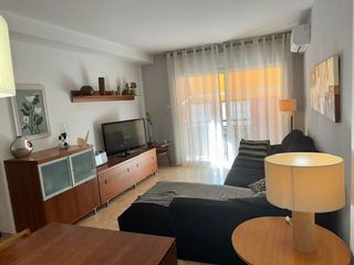 Etagenwohnung in Avinguda Catalunya. Piso duplex muy centrico con plaza de parking.,