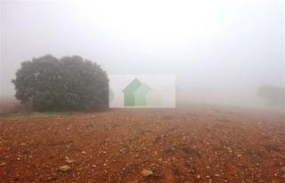 Terreny residencial a Norte. Venta de terreno vallado con nave agricola ....