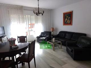 Maison à Montijo. C1016 venta de casa duplex muy completa con mucha luz en montijo