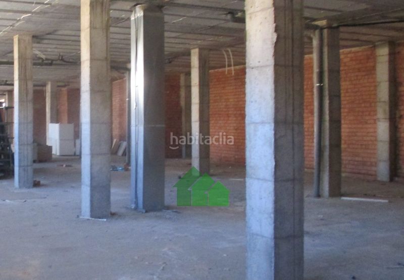 Foto 18e98d54-2163-4a91-ace9-ed0782945c74. Local comercial a Montijo