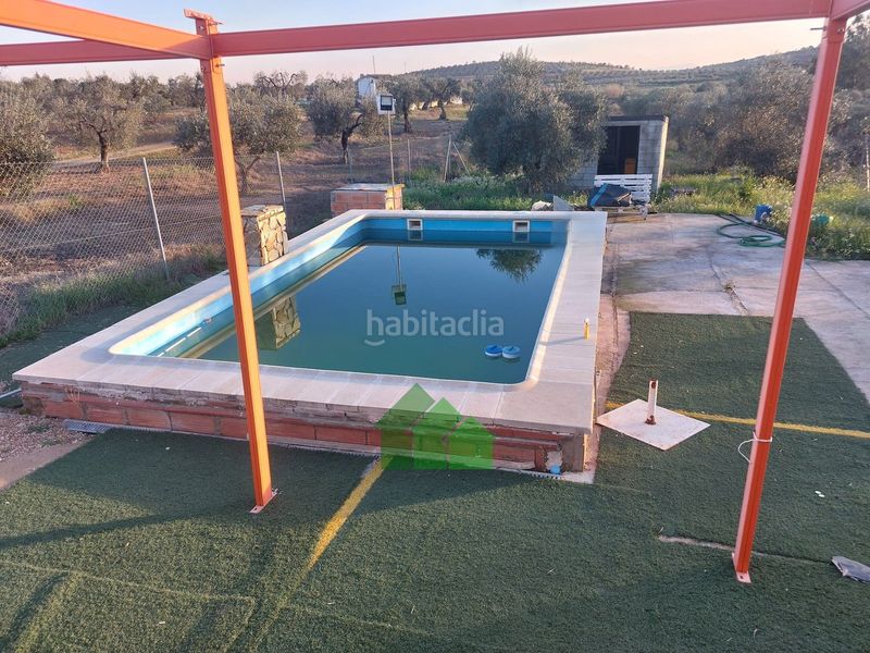Foto 0e3f1b08-a2c9-415d-8698-1ee376a292ec. Xalet amb piscina a Montijo
