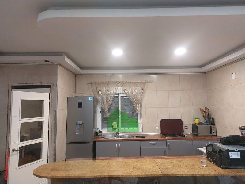 Foto 86dadb1a-e85c-4b1d-9d48-77c278029b8d. Xalet amb piscina a Montijo