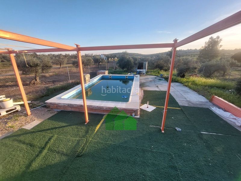 Foto f4ecaebd-99e4-4fc2-aef3-374b1ab93c1f. Xalet amb piscina a Montijo