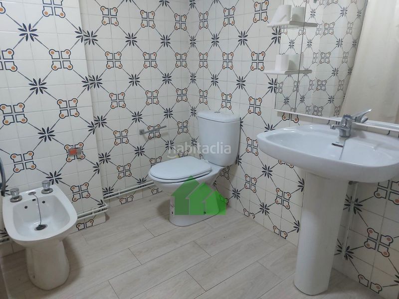 Foto 4894964f-73d5-4f58-b17f-81a856152dff. Pis a Montijo